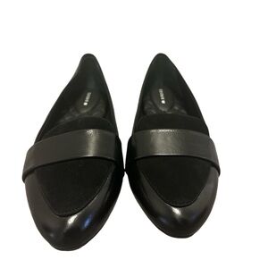 BIRDIE- Blackbird flat- size 8/  Retails for $150